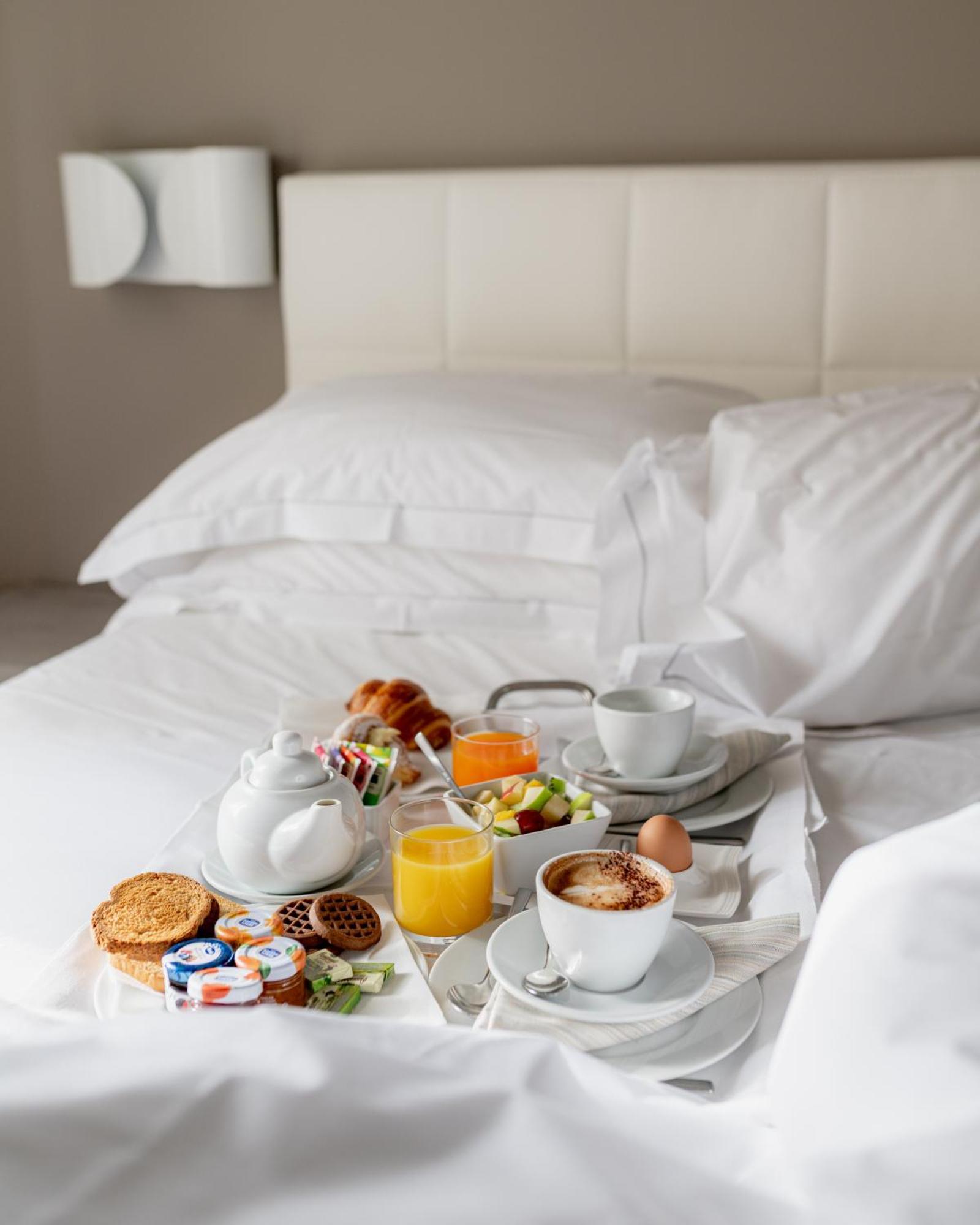 Esplanade 4*