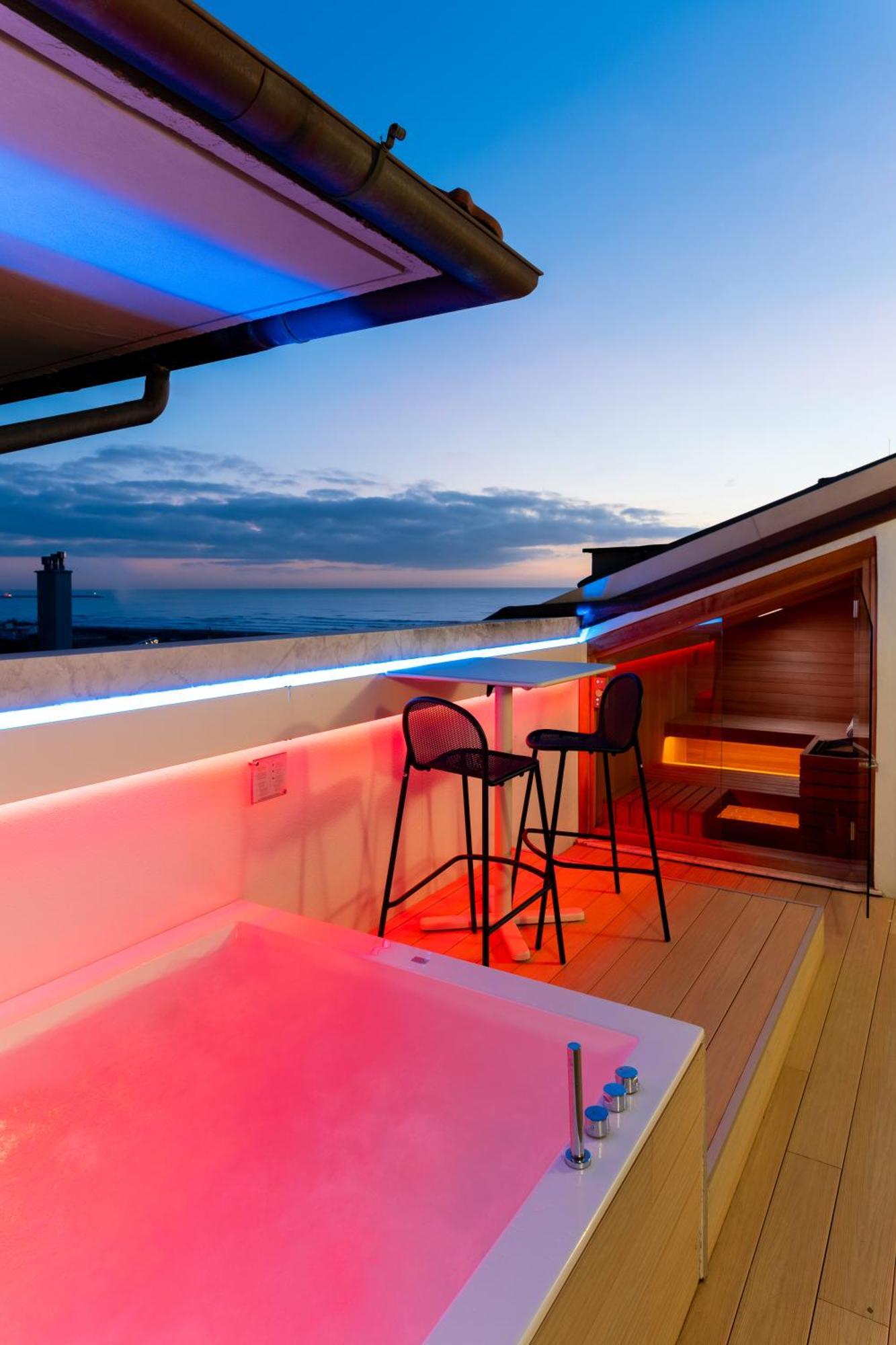 Esplanade Hotel